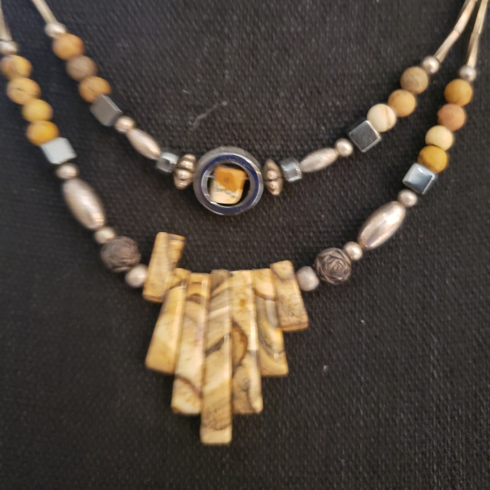 Wood necklace